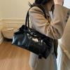 Vintage Handbag for Women Large Capacity 2026 New Underarm Commuting Bag Fashi Female Casual Single Shoulder Tote Bag