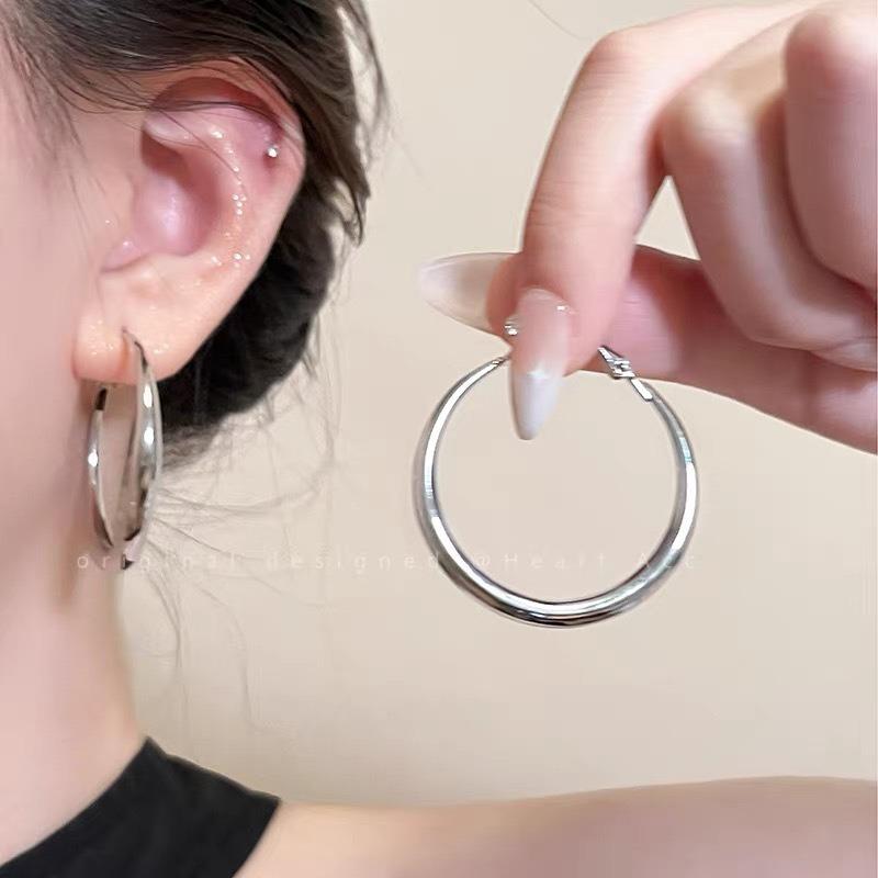Geometric Minimalist Irregular Cool Style Earrings, Elegant and Fashionable, Suitable for All Occasions.