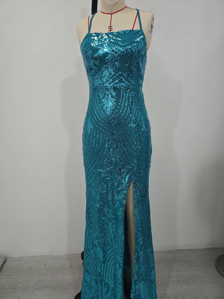 Elegantes One-Shoulder Pailletten-Abendkleid mit Schlitz - Erhältlich in 3 Farben