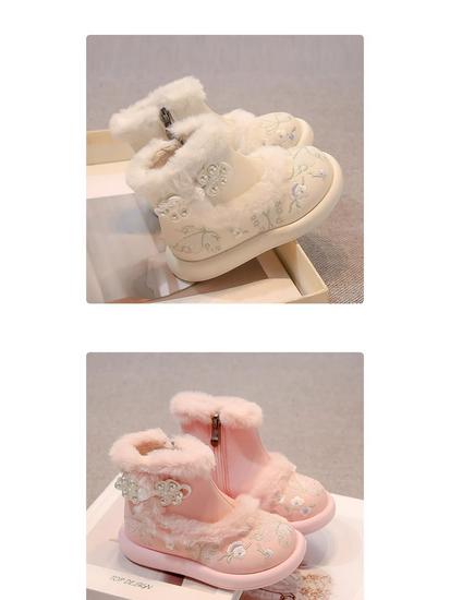 Girls' 2026 Winter Hanfu-Style Embroidered Cotton Snow Boots - Warm, Velvet-Lined for Spring Festival & New Year