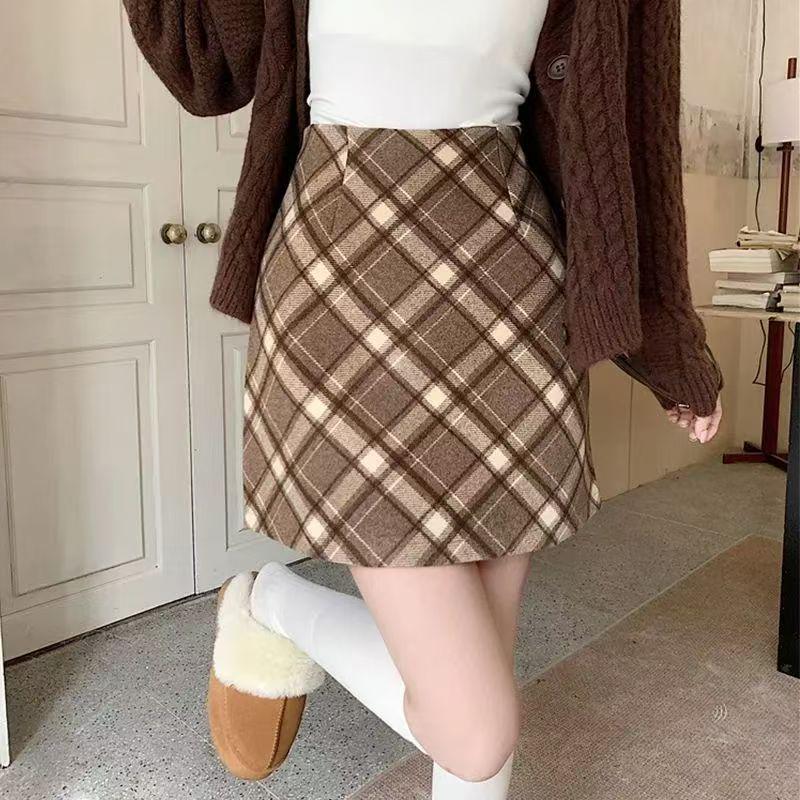 

Women s Angora Red Plaid Wool A-Line Skirt - High-Waisted, Hip-Hugging, Short for Autumn/Winter Large хаки