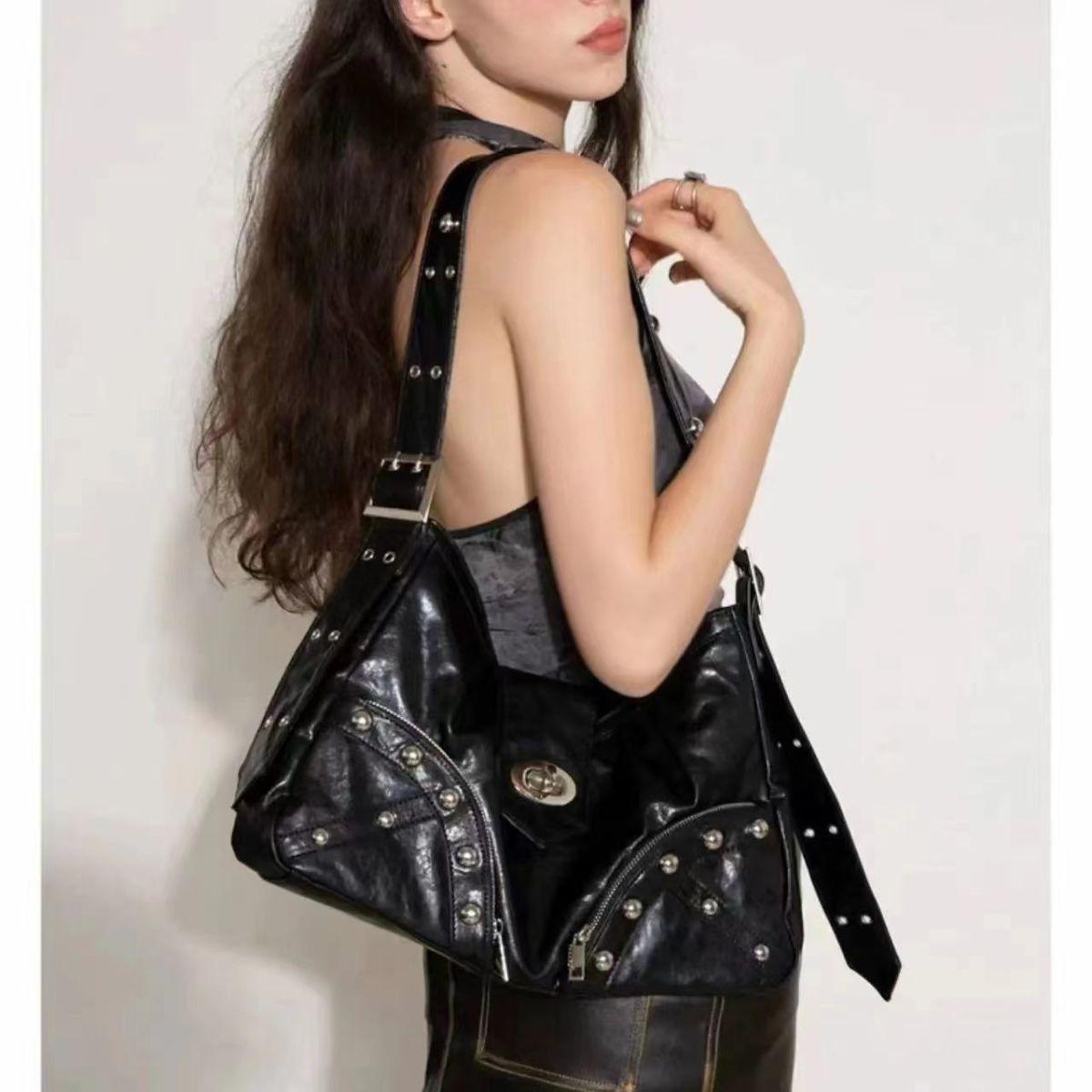 

JIAERDI Hot Girl Studded Black Tote Bag Women Pleated Textured Leather Shoulder Bags Ladies Retro Y2k Aesthetics Crossbody Bag 37x21x8cm чёрный