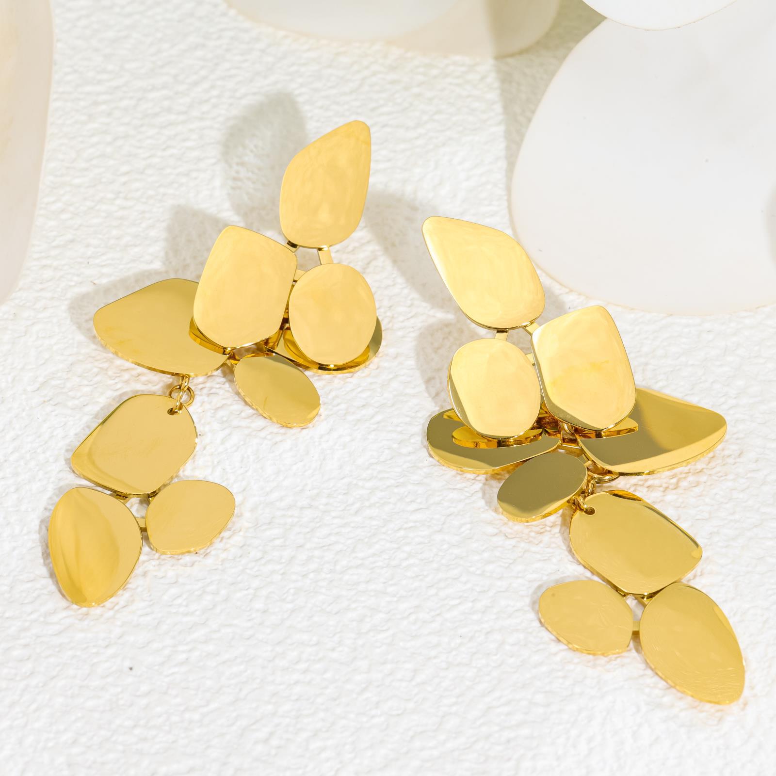 

Cloud exaggerated earrings titanium steel stud earrings women s small fragrant style does not fade party gift