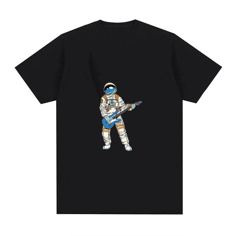 Funny Moon Astronaut T-Shirt Men Women Plus Size Fashion Oversized Breathable O-Neck Casual Streetwear Harajuku Unisex Tees