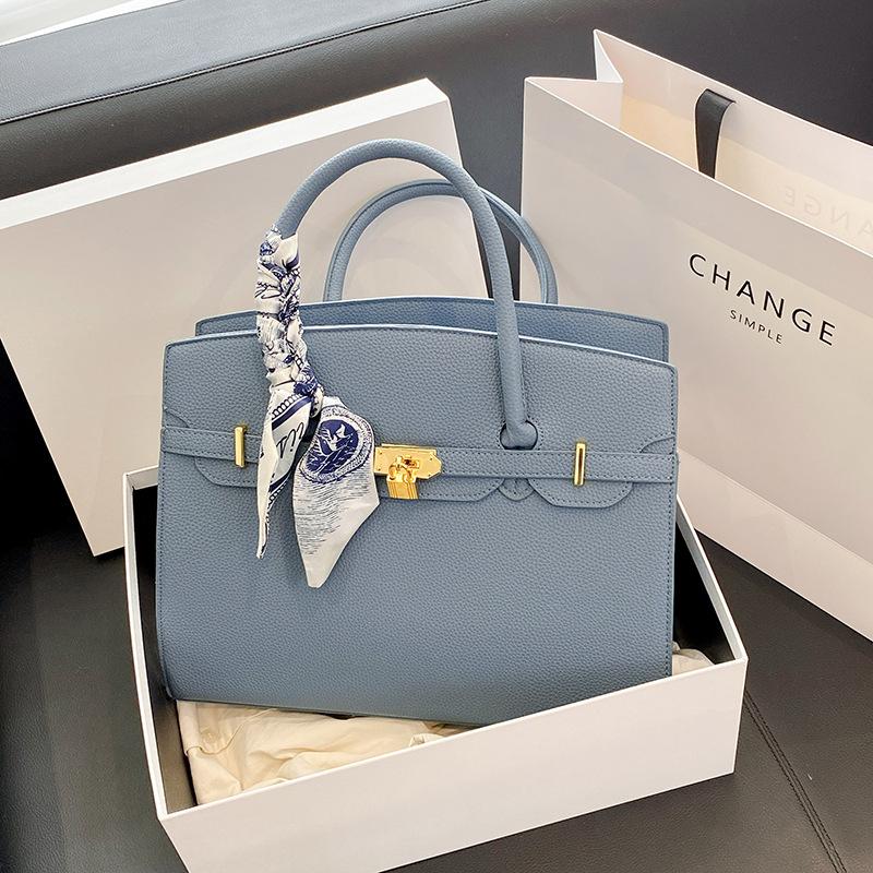 Bag Women's 2025 New Handbag Fashion Trendy Commuter Bag Large Capacity Silk Scarf Decoration Tote Bag Wholesale