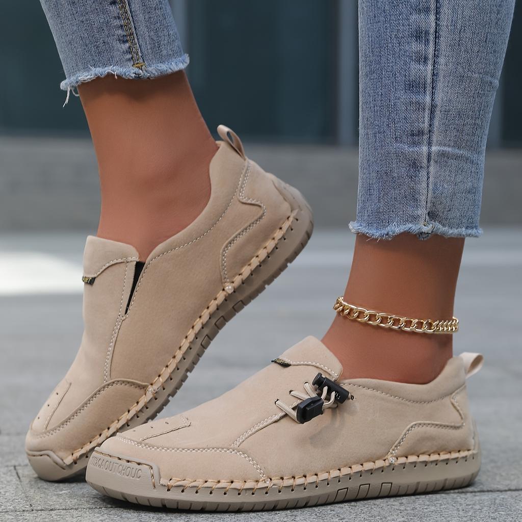 Women's Slip-On Loafers - Vintage British Style Hand-Stitched Synthetic Cover Shoes with Rubber Sole, Breathable Fabric Lining & Decorative Tassel