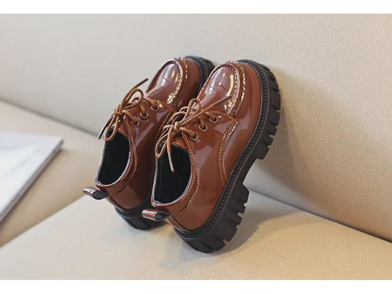 British Style 2023 Black Leather Shoes for Kids: Medium & Large, Lace-Up, Thick-Soled, Perfect for Students' Performances, Boys & Girls.