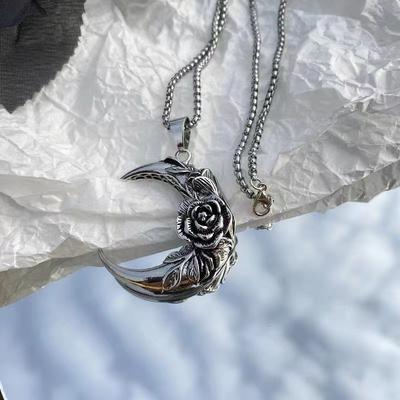 Moon Female Couple European and American Ins Street Punk Pendant Sweater Chain Necklace Pendant