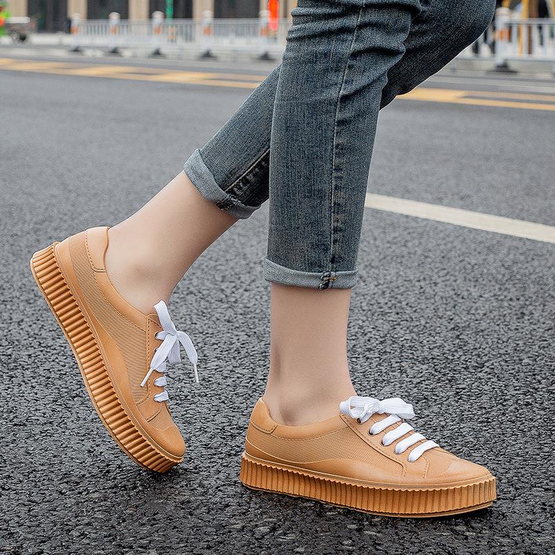 Platform white shoes women's summer new fashion white student round head board shoes sports and leisure shoes