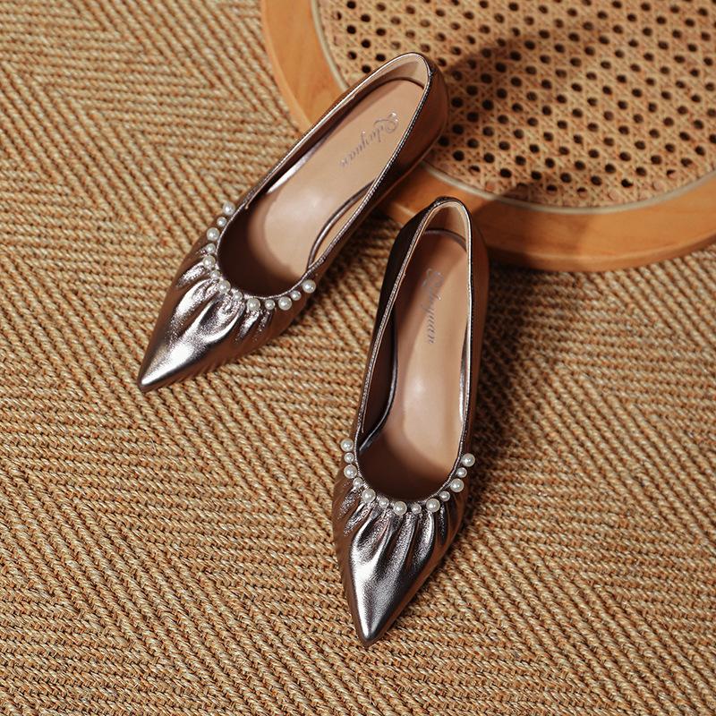 Customized~ Pointed High Heels, Thin Heels, Pearl Fashion Shoes 2025 New Spring and Autumn French Soft Leather Pleated Shallow Mouth Single