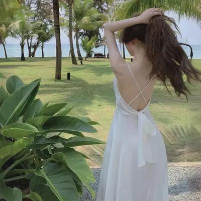 2024 Κομψό Λευκό Φόρεμα με Ανοιχτή Πλάτη και Φιόγκο - Γυναικείο Καλοκαιρινό Μακρύ Φόρεμα για την Παραλία