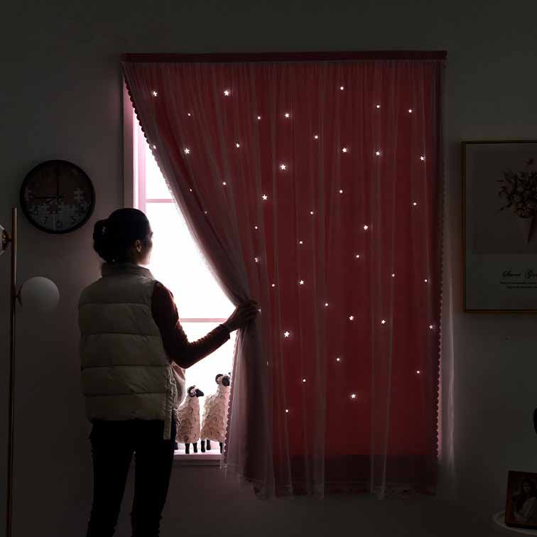 Be gręžimo dvigubo sluoksnio marlės sutankinti 95% užtemdantys užuolaidos su žvaigždučių išpjovomis - Magiški lipnūs langų užuolaidėlės namams/miegamajam