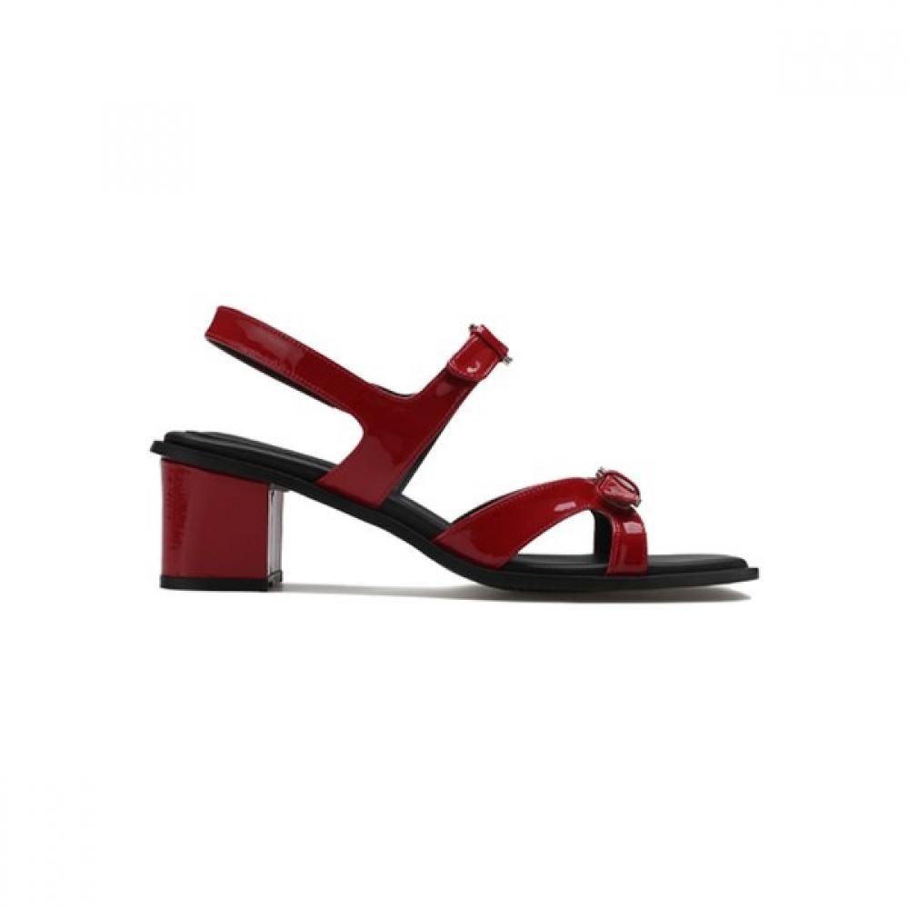 Thom Mcan Women S Comfort Daily Patent Sandal Red canneS 01 8tmcn15m4d 245