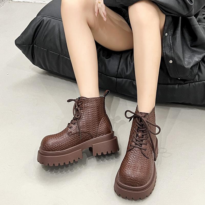 Woven hollow Martin boots women's thin 2025 summer new European thick-soled cool boots women's Internet celebrity locomotive short boots