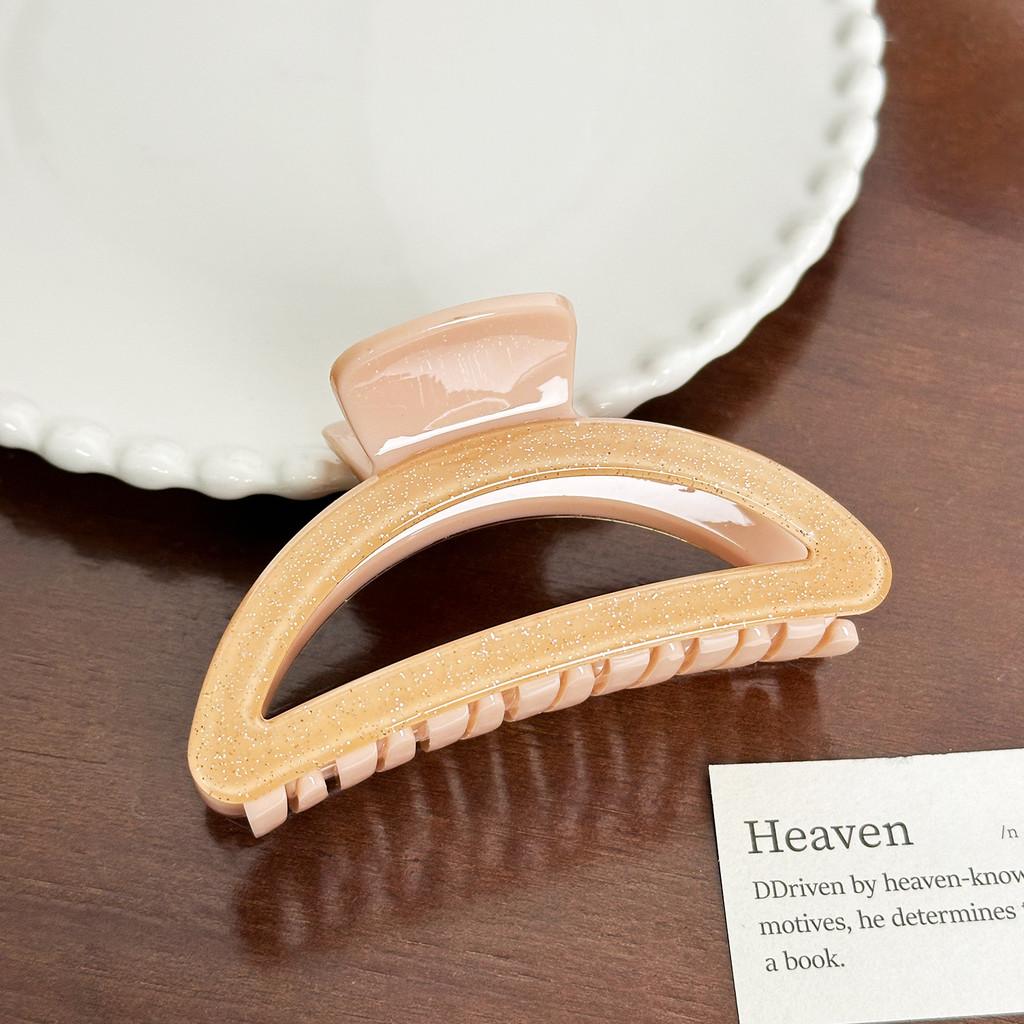 Premium Minimalist Hair Clips In Bright Colors With Unique Styles For Fashion Everyday