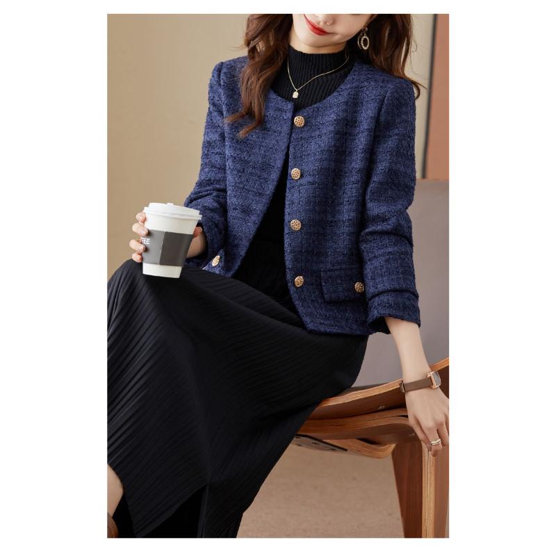New Autumn and Winter Women's Clothing Fashionable Commuting Temperament Age-reducing High-end Sense Woolen Long-sleeved Jacket