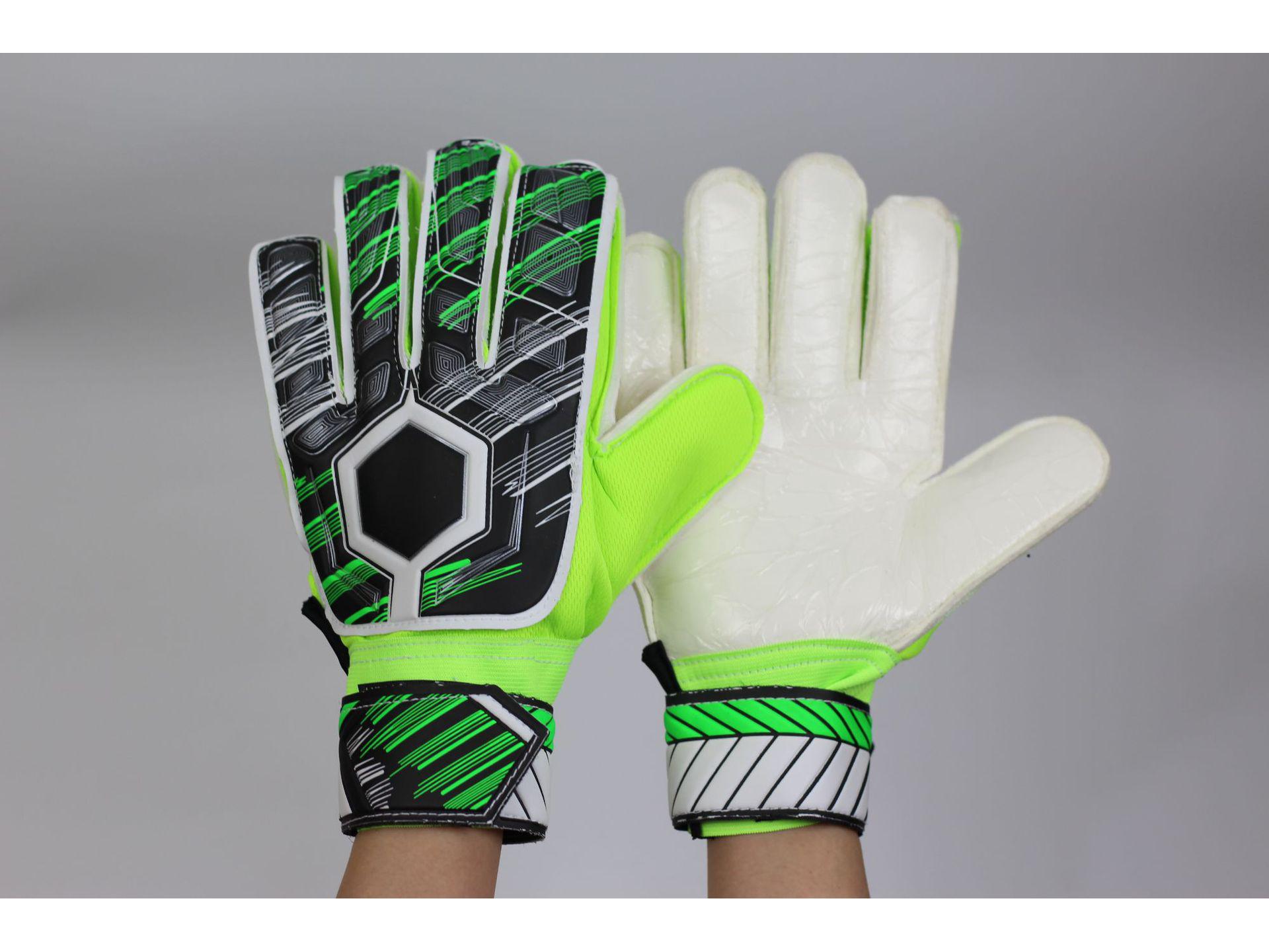 

Children s One-Size Goalkeeper Gloves for Primary Students & Teens Size 5 зелёный