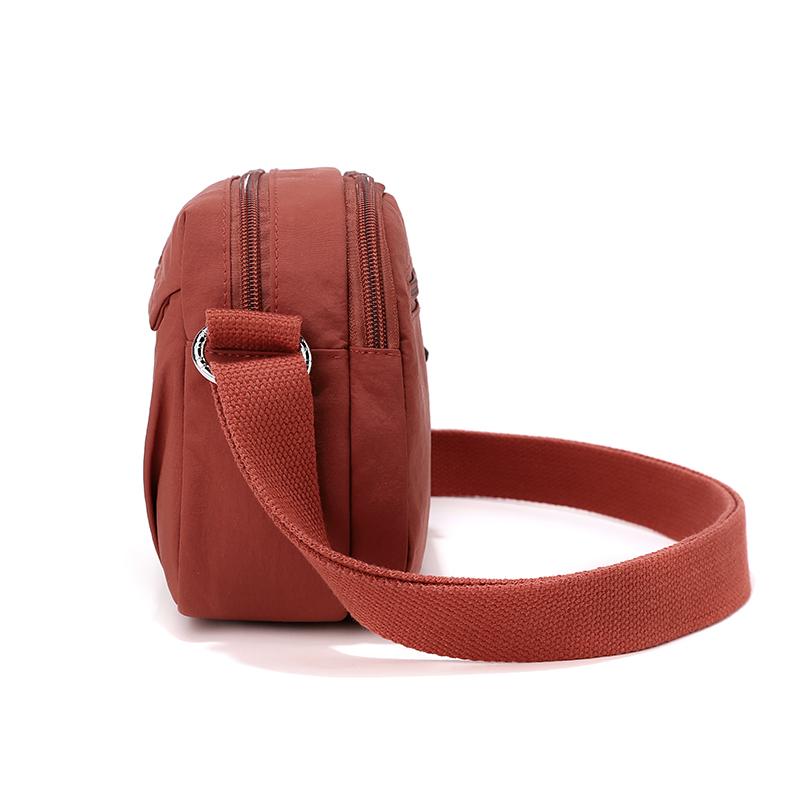 Vattentät Nylon Crossbody-väska med Flera Fickor Casual Axelväska för Kvinnor