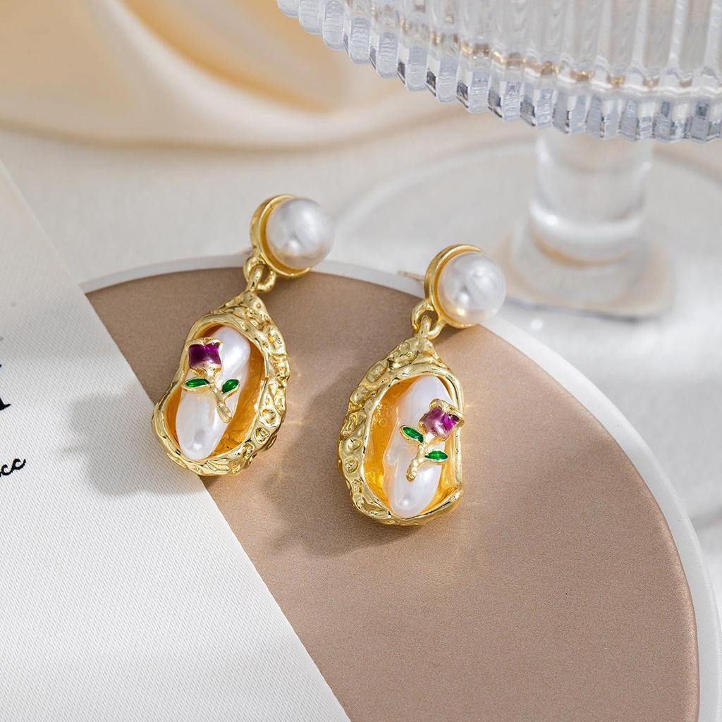 Retro Silver Needle Pearl Flower Stud Earrings – Vintage Oil Painting Dangle Design