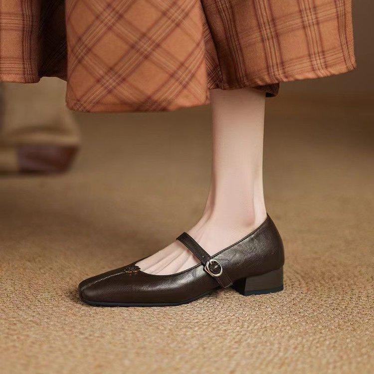 French retro camellia Mary Jane shoes autumn new thick heel buckle with soft sole low heel single shoes