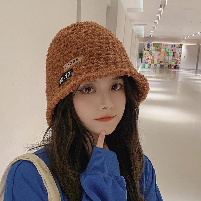 Bucket hat women's autumn and winter fashion versatile basin hat lamb wool suitable for round face bucket hat shows small face