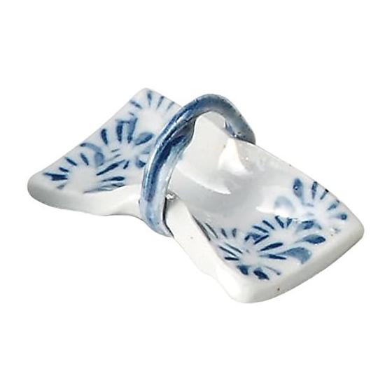 Yamashita Kogei Chopstick Rest, White, Handmade Ribbon Chopstick Rest, 6x3.7x3cm, Ceramic