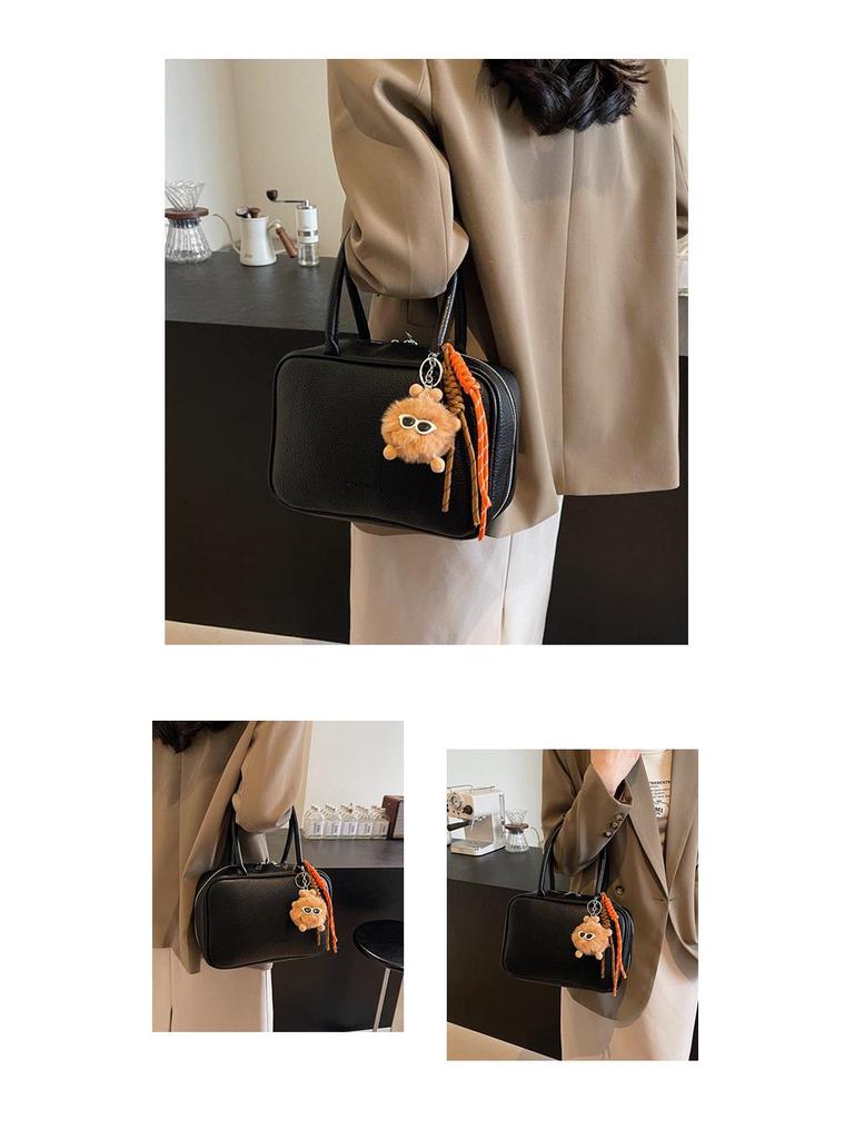 Autumn/Winter Large Capacity Niche Design Bowling Handbag - High Quality & Stylish