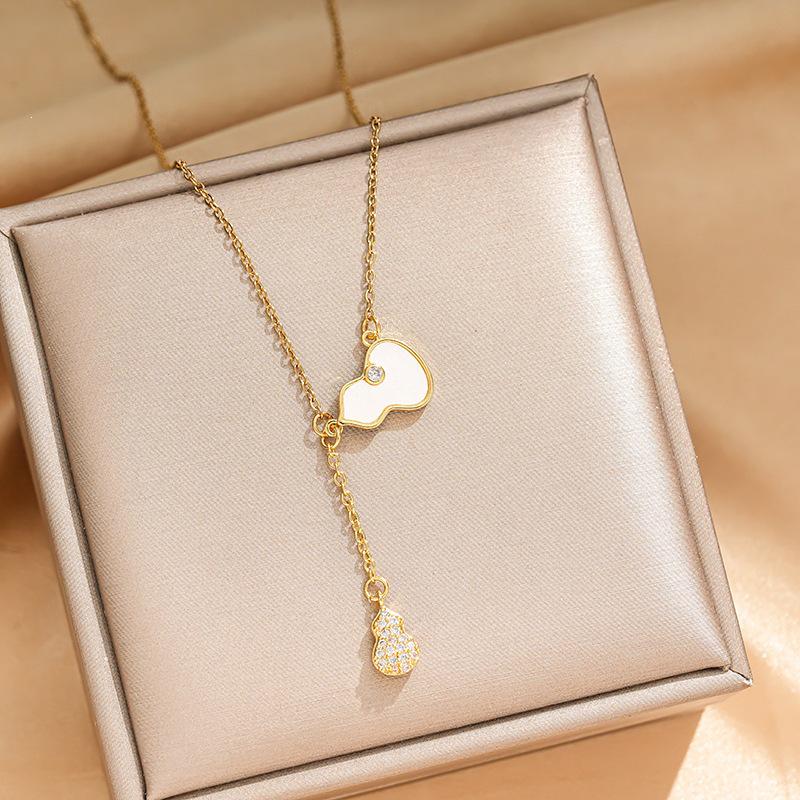 Japanese & Korean Minimalist Gourd Pendant Necklace - High-End, Trendy Women's Collarbone Chain Jewelry