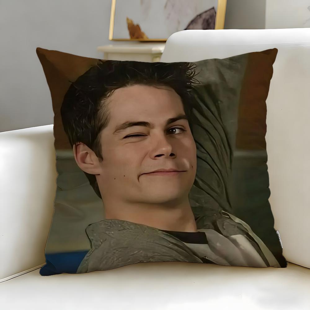 Beliebter Schauspieler Dylan O'Brien Kissenbezug Weich & Leicht zu Waschen – Vielseitig für Sofa, Bett, Reise und Büro