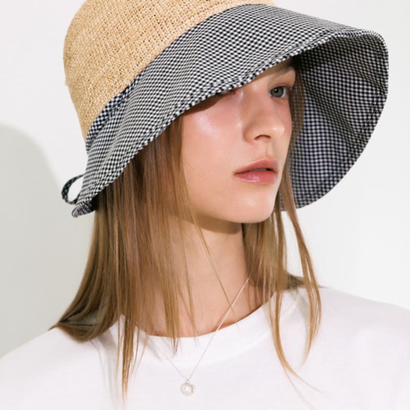 

JUARR Клетчатая шляпа из рафии с двухсторонним ремешком_3 цвета mocha