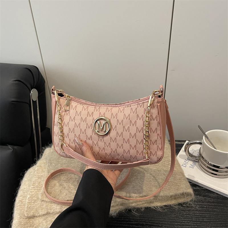 Today's fashionable small bag women's new niche underarm bag personalized single shoulder oblique span women's small square bag