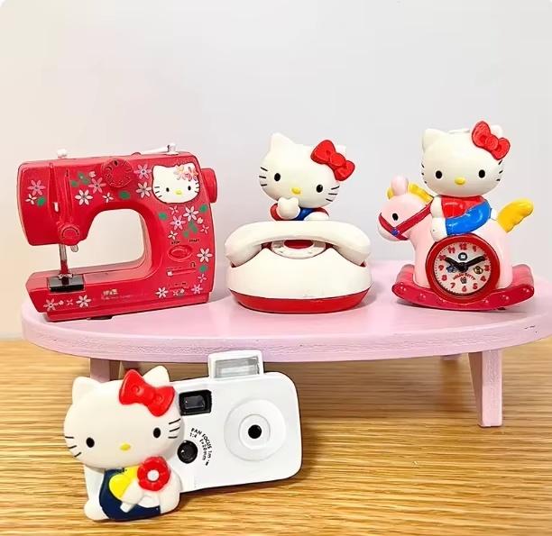 Product New In Stock 50Th Anniversary Collection Design Kt Cat Mini Nostalgic Phone Collection Sewing Machine Camera Scene Penda