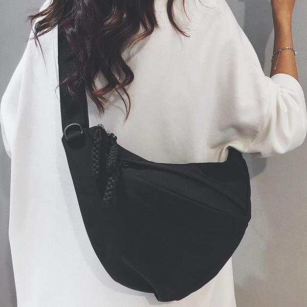 Large Capacity Fashion Crossbody Bag for Men and Women - Versatile Sports and Travel Shoulder Bag