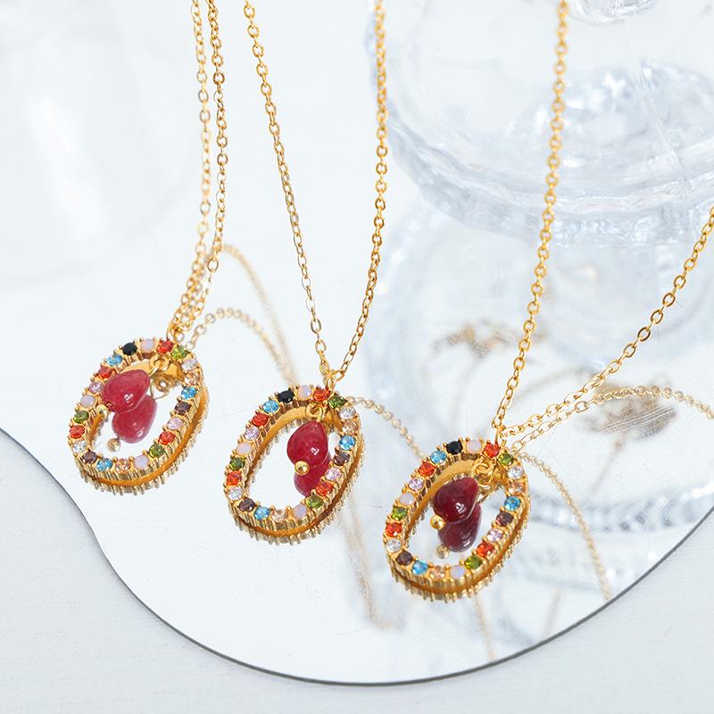 Natural Agate & Czech Diamond Pendant Necklace, 18K Gold Titanium Steel Versatile Collarbone Chain Jewelry