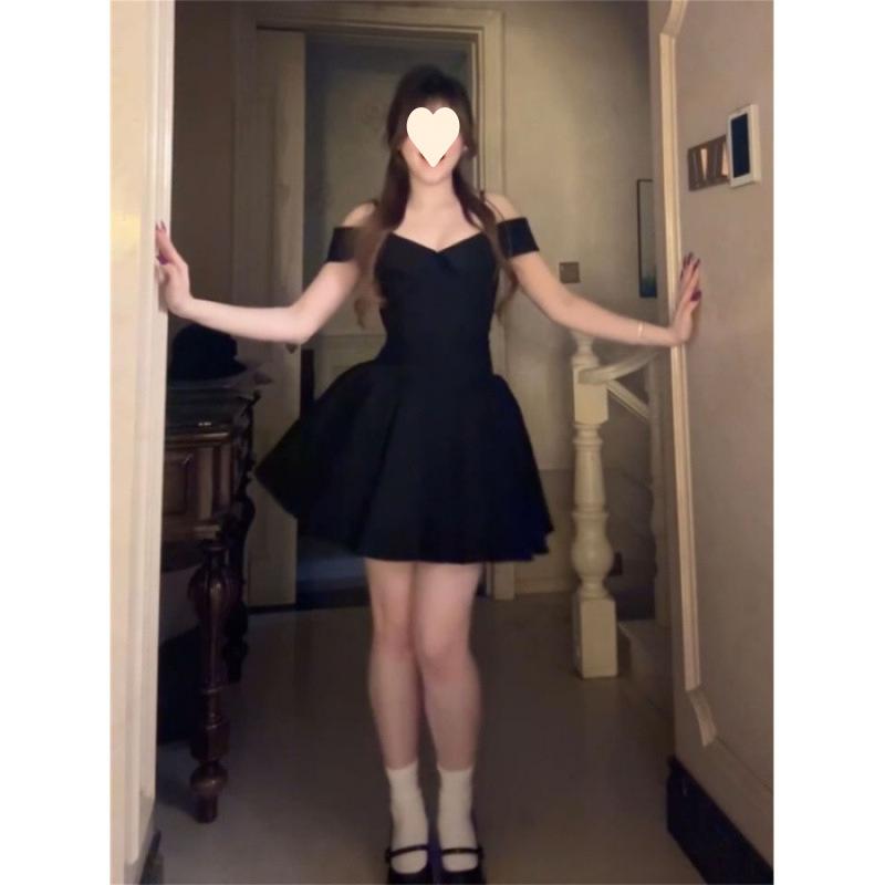 

Sweet and gentle design sense one-word neck puffy dress female student super fairy high-end princess A-word dress 2XL