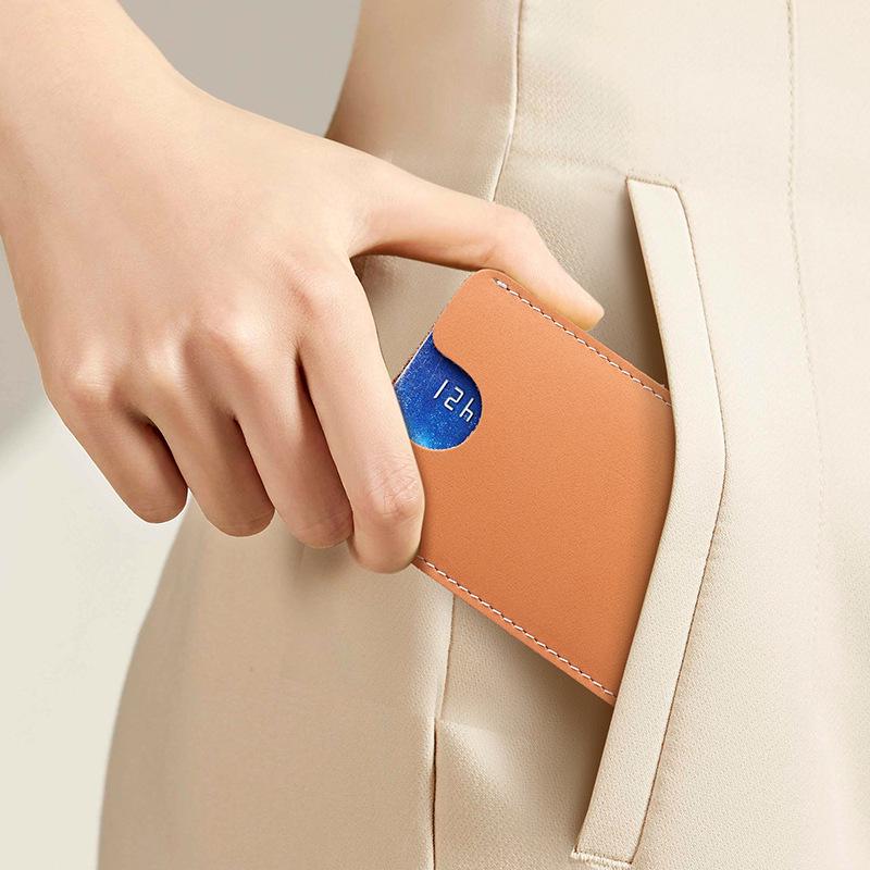 Sleek Mini Genuine Leather Card Holder - Compact, Lightweight, and Durable for ID, Bus Cards, and More