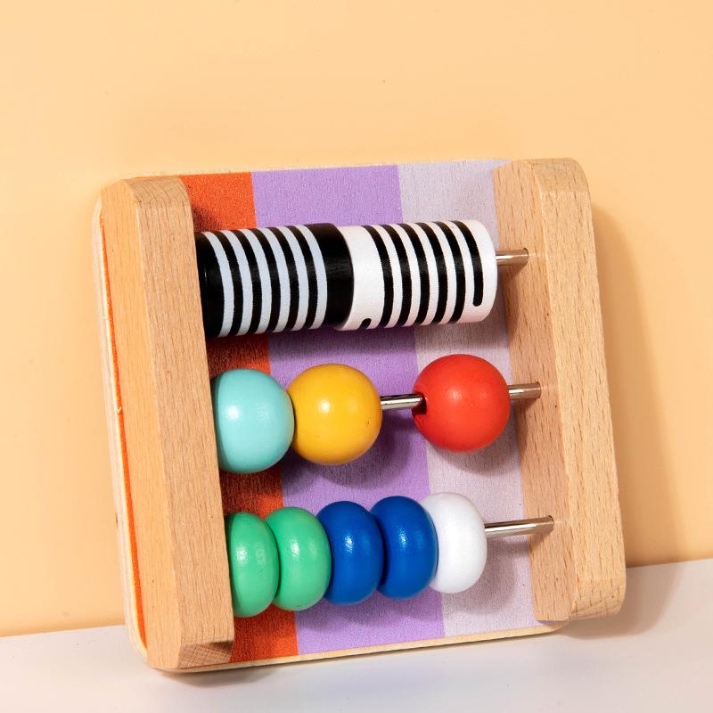 Montessori Pädagogischer Kühlschrankmagnet Busy Board für Kinder - Magnetisches Holzspielzeug für frühes kognitives Lernen.