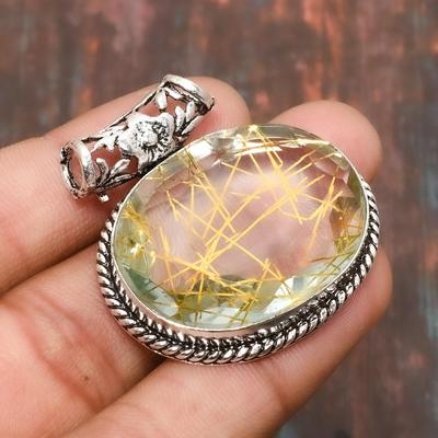 Affascinante ciondolo con gioielli in argento sterling 925 fatto a mano con pietra preziosa rutilo dorato