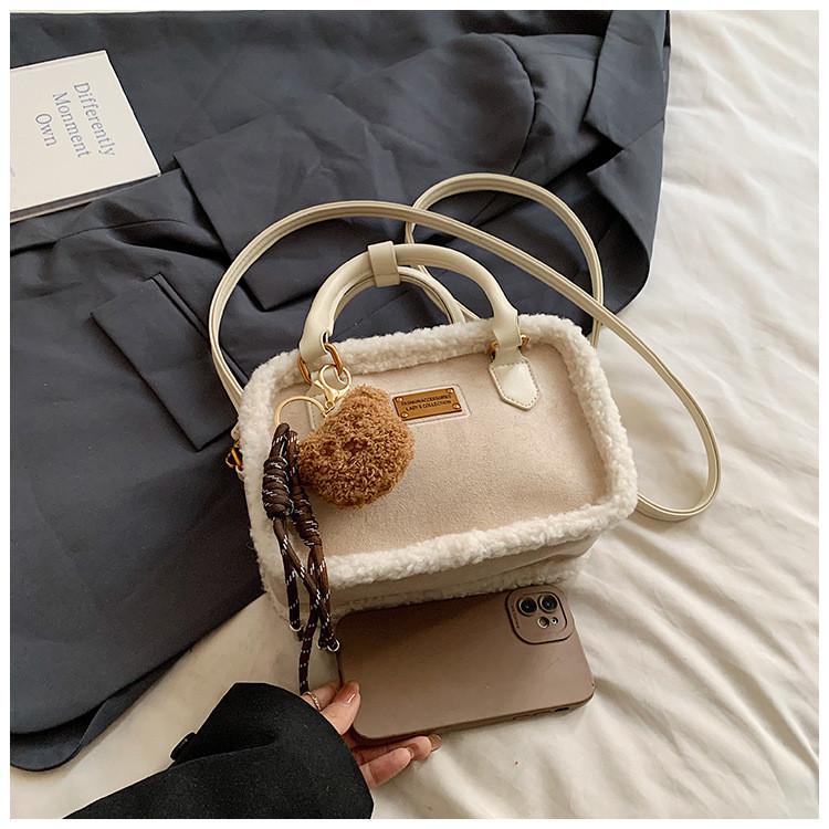 Ielgy Fashion Pillow Bag Autumn Winter Plush Portable All-Match One-Shoulder Messenger Bag