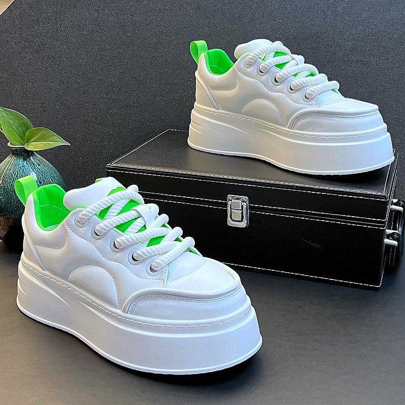 Sommer Erhöhung Herren Plateau Freizeitschuhe Jugend Student Weiße Board Schuhe Hohe Qualität Weichsohle Sneaker Herren Vulkanisierter Schuh
