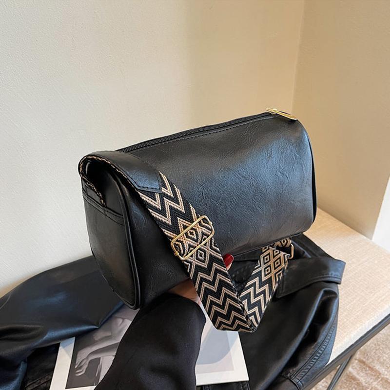 

Yogodlns Высококачественная сумка через плечо из искусственной кожи для женщин, винтажная женская маленькая сумка из искусственной кожи, сумка-мессенджер с подушкой 23x10x15cm чёрный