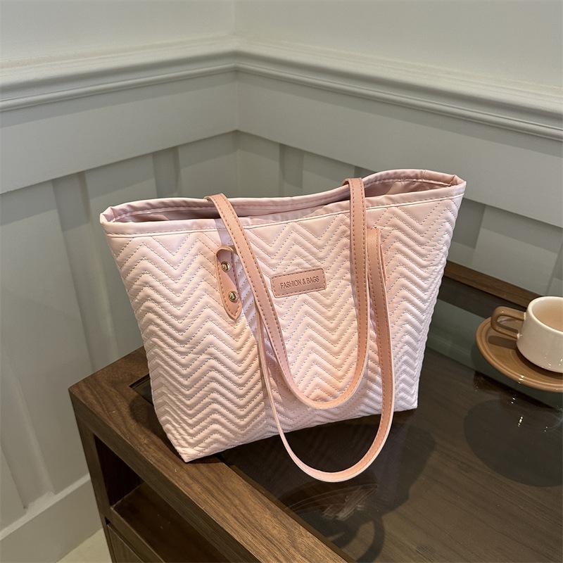 Women'S Bag Fashionable Shoulder Bag Texture Solid Color Underarm Bag Large Capacity Niche Foreign Style Versatile Tote Bag