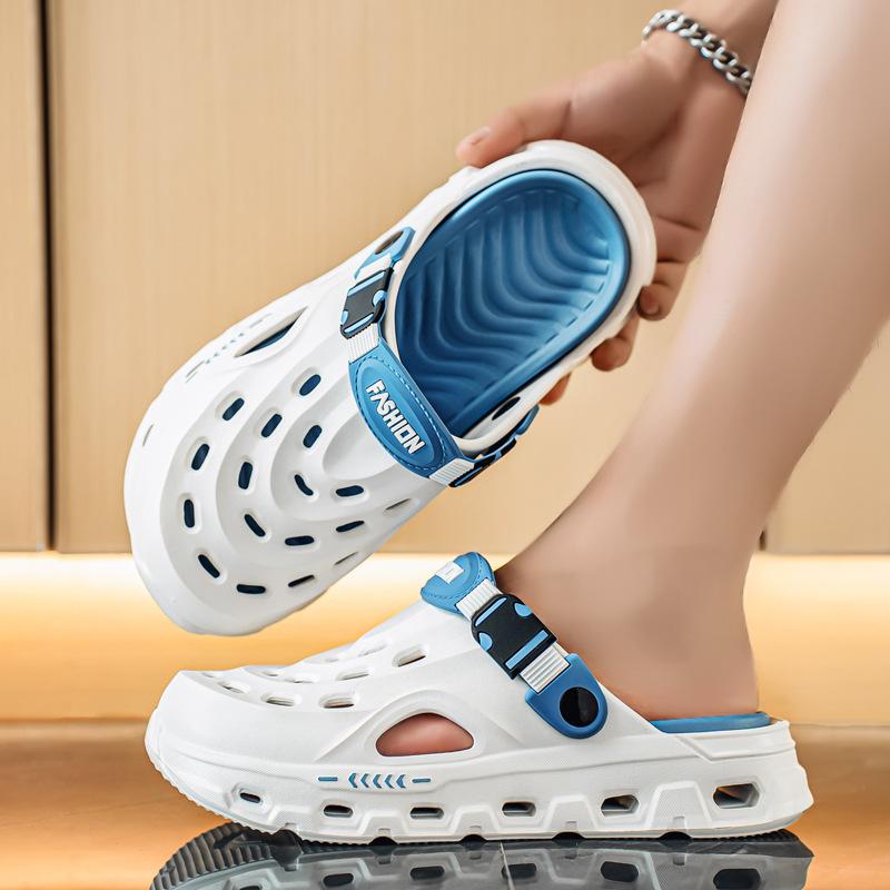 Sandals are fashionable and versatile, personalized and trendy, two-wear travel, summer hole shoes, hollow thick soles, comfortable sandals