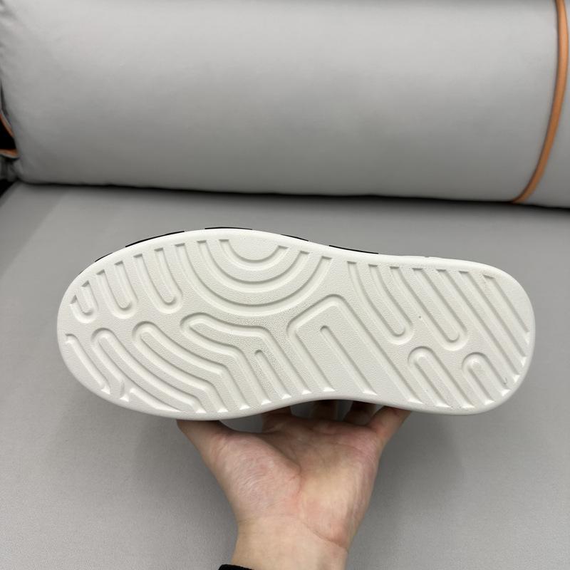 Trendy Youth Men's Skateboard Shoes Fashion Lace-up Vulcanized Shoes High Quality Street Hip Hop Casual Sneakers Tenis Masculino