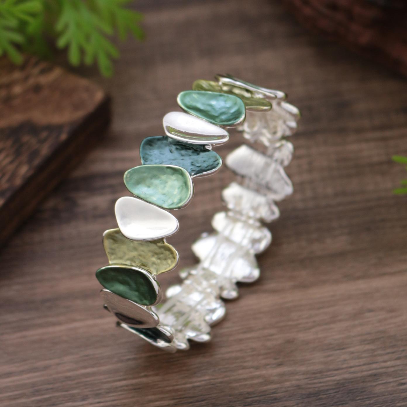 

Новый эмалевый геометрический браслет-резинка с лепестками, женский модный высококлассный браслет-резинка с цветком