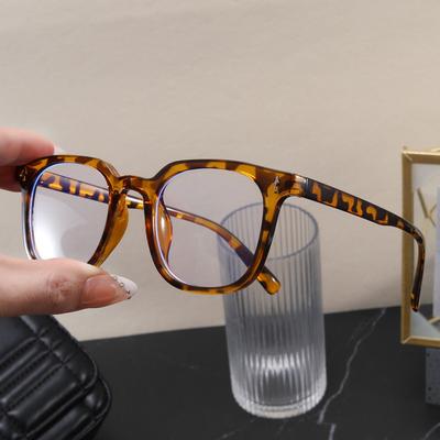Korean Stylish Men's Glasses Square Shape Anti Blue Light Woman Glasses Frame Vintage Retro Style Man Glass