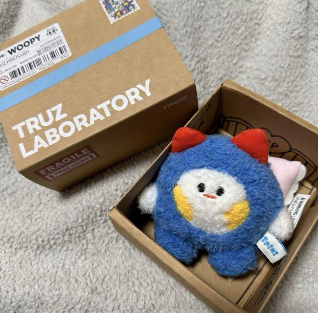 

[USED] TRUZ LABORATORY WOOPY Plush Toy