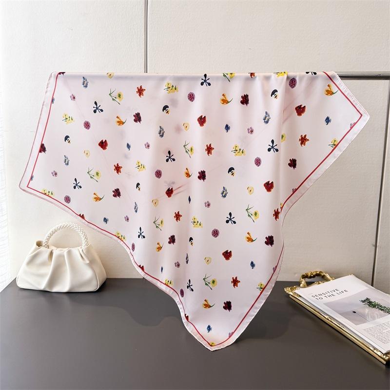 Retro Magnolia Flower Small Scarf with High-end Feeling Printed Silk Shawl Kerchief Neckerchief Scarf Headscarf Shawl
