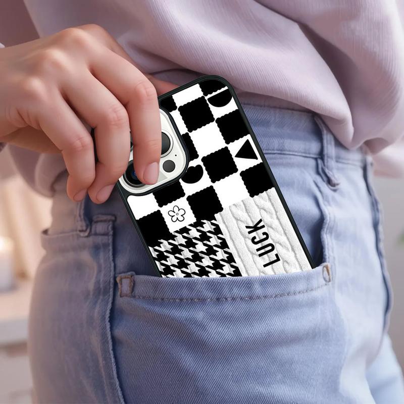 Luxury Chessboard Grid Love Heart Phone Case For iPhone 17 Air 15 16e 14 13 Pro Max Coque 12 11 Pro Max PLUS cover