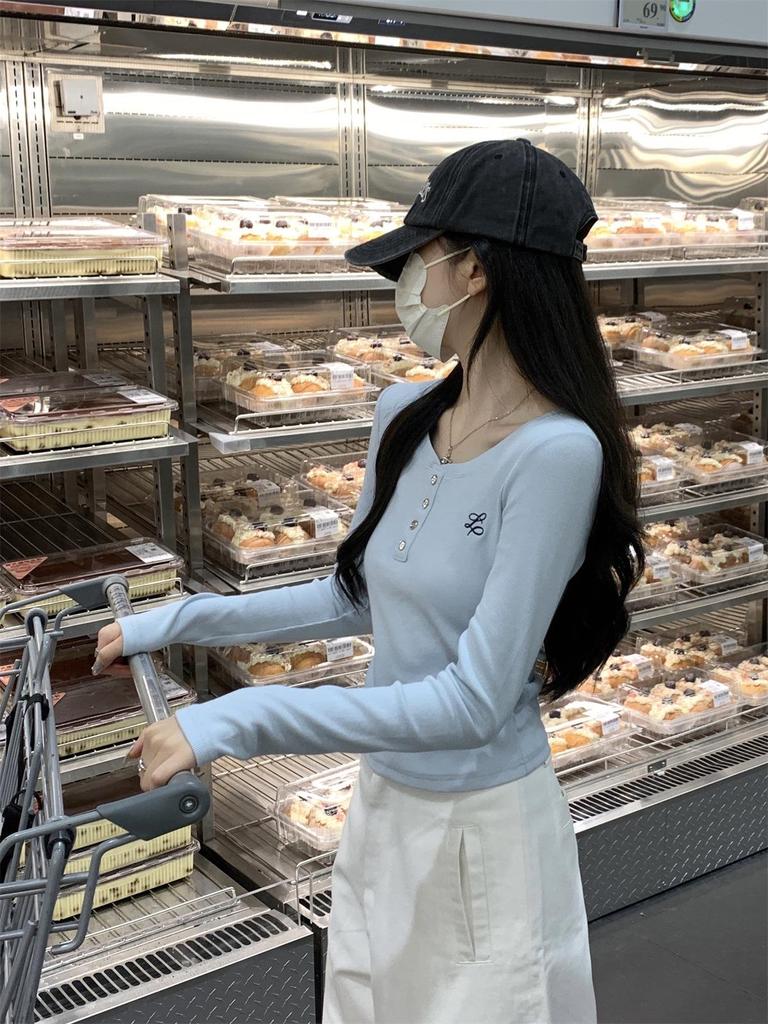 Korean Style Buttoned Round Neck Long Sleeve Slim Fit Apricot T-shirt for Women - Autumn 2025